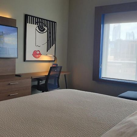 Holiday Inn Express & Suites - Charlotte - South End By Ihg Eksteriør billede