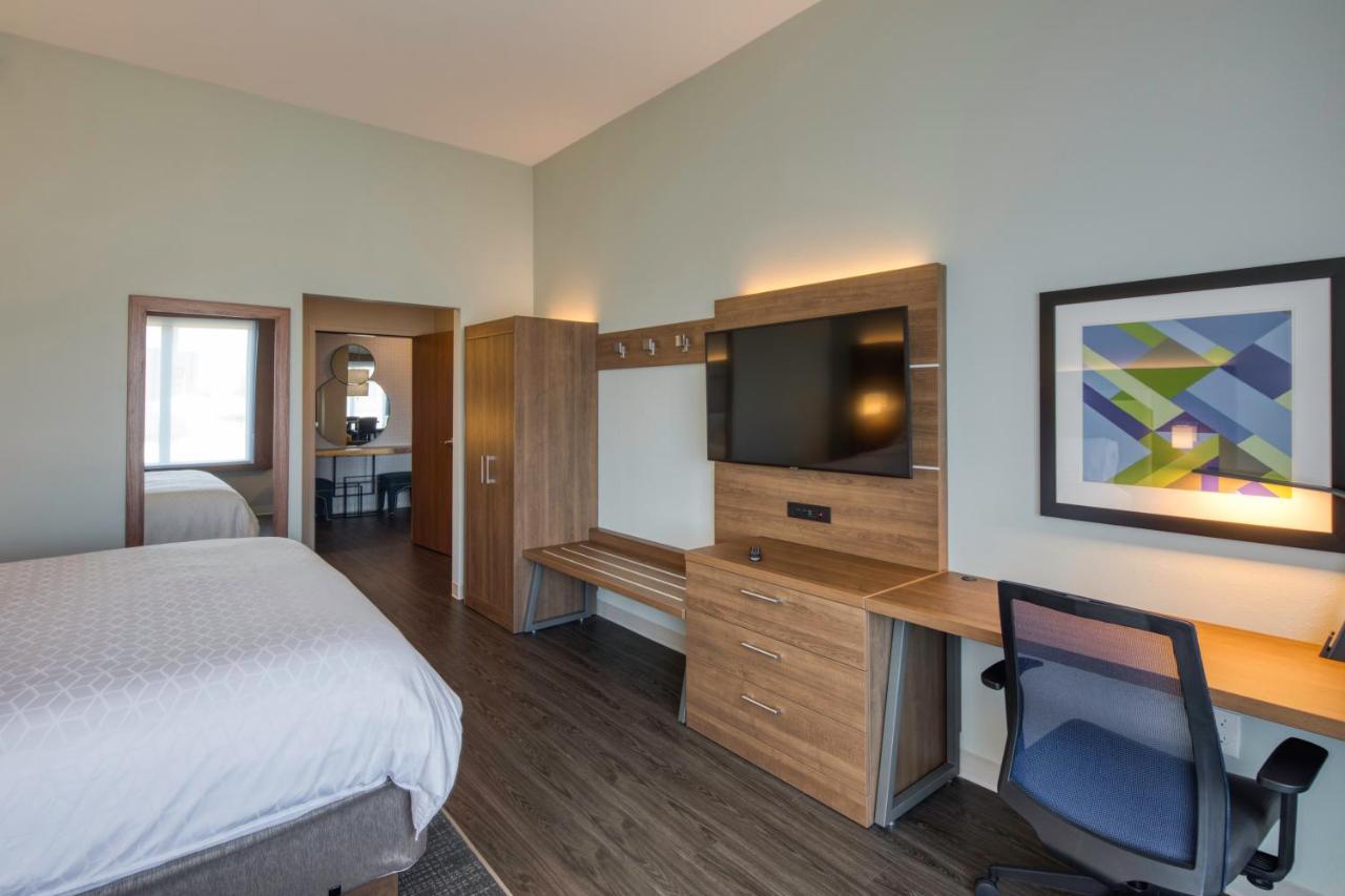 Holiday Inn Express & Suites - Charlotte - South End By Ihg Eksteriør billede