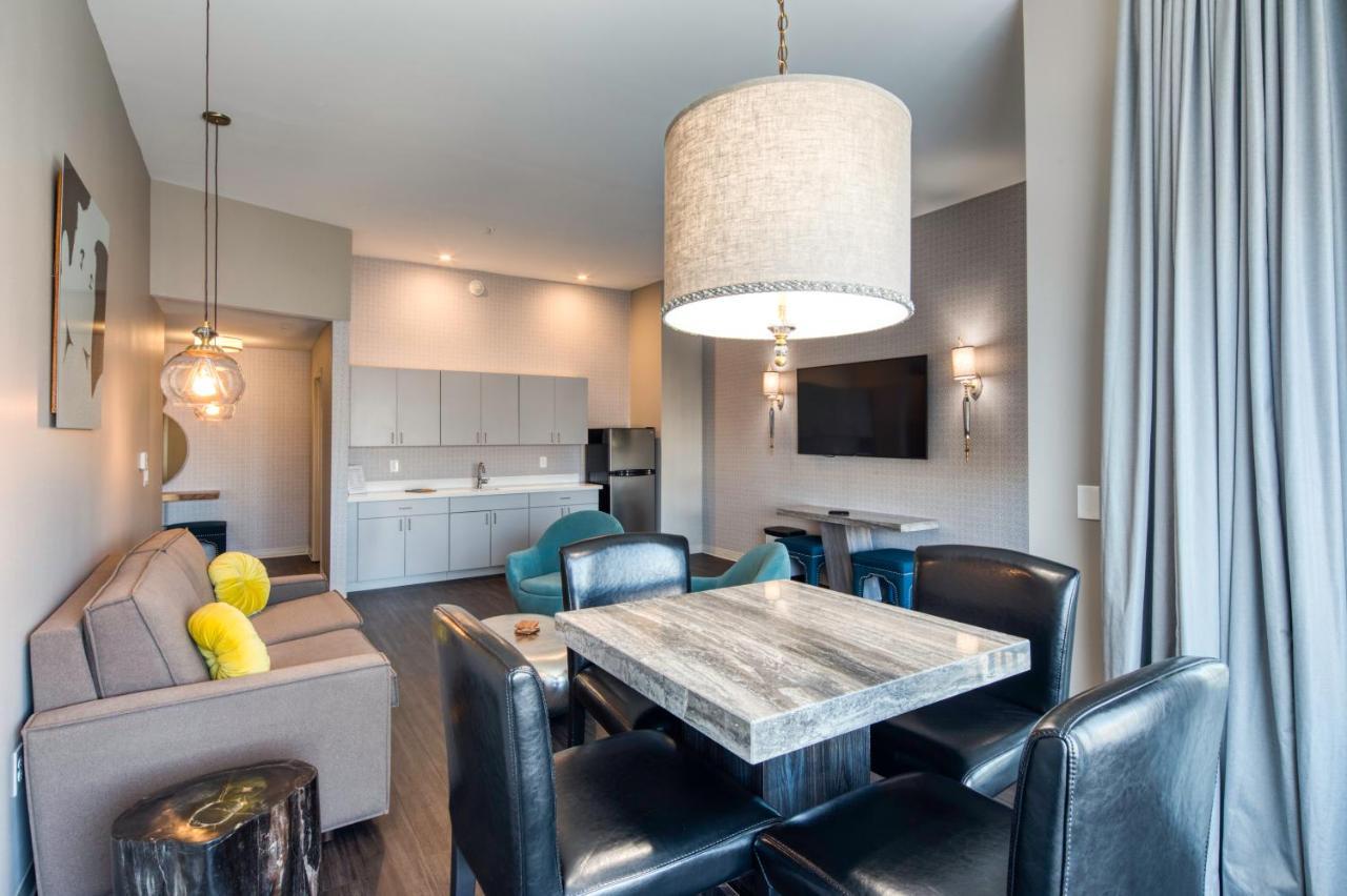 Holiday Inn Express & Suites - Charlotte - South End By Ihg Eksteriør billede