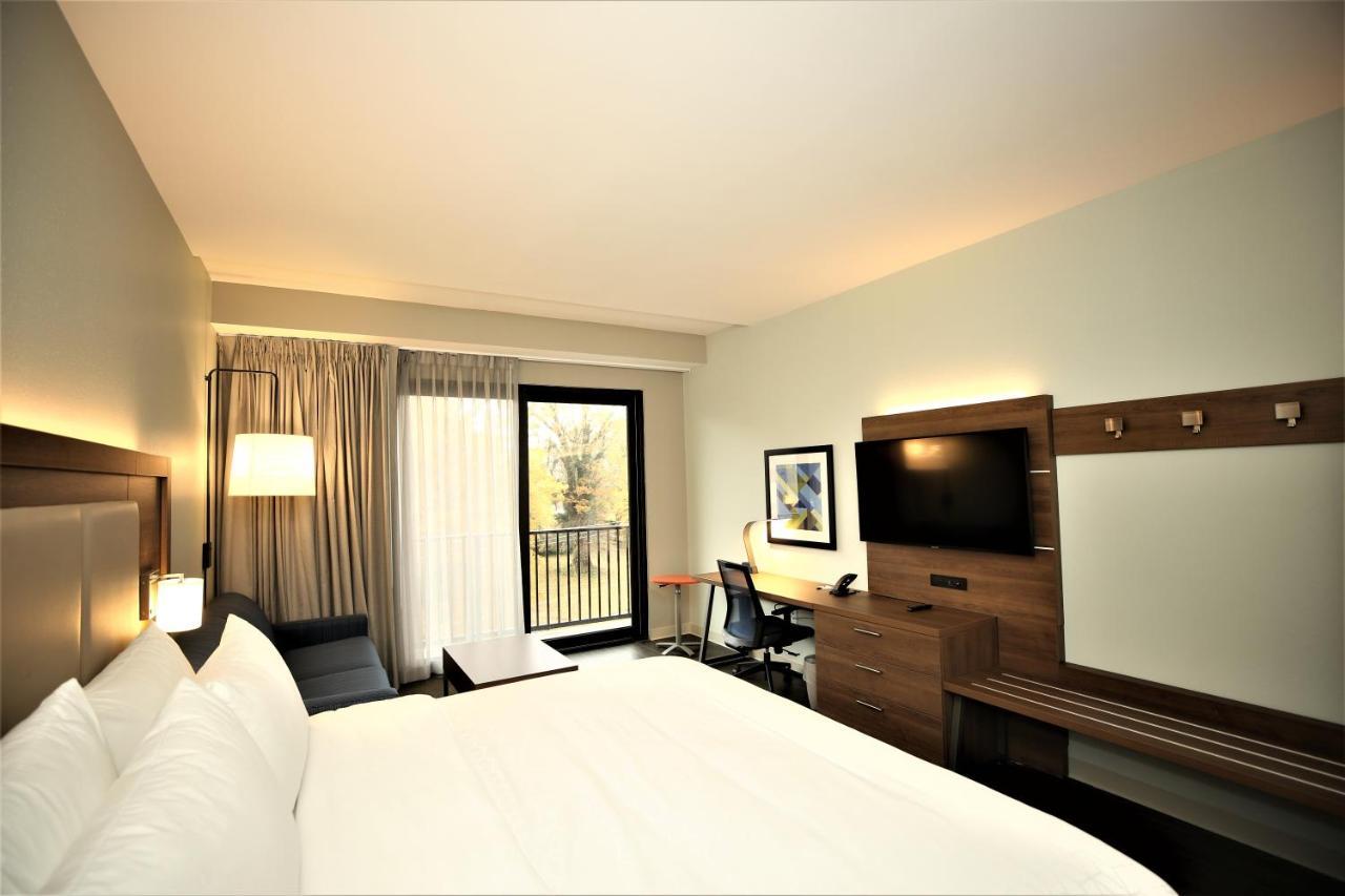 Holiday Inn Express & Suites - Charlotte - South End By Ihg Eksteriør billede