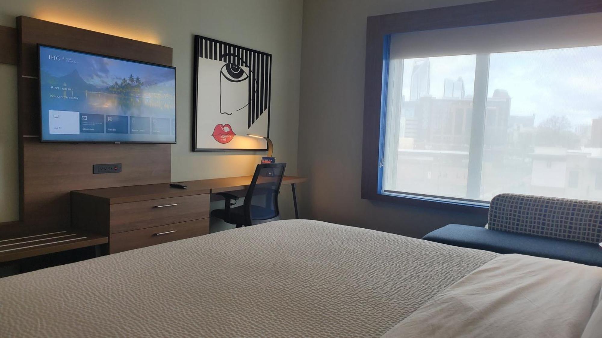 Holiday Inn Express & Suites - Charlotte - South End By Ihg Eksteriør billede