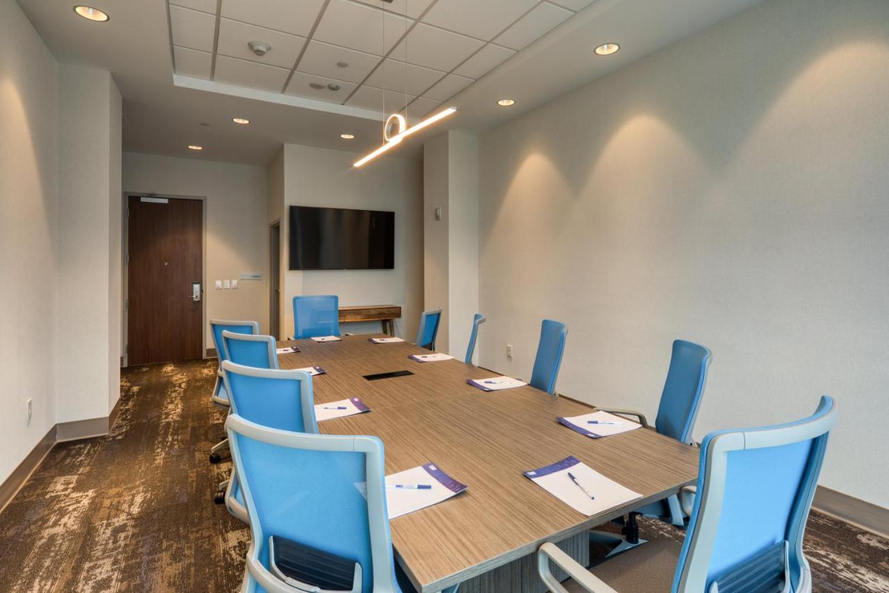Holiday Inn Express & Suites - Charlotte - South End By Ihg Eksteriør billede