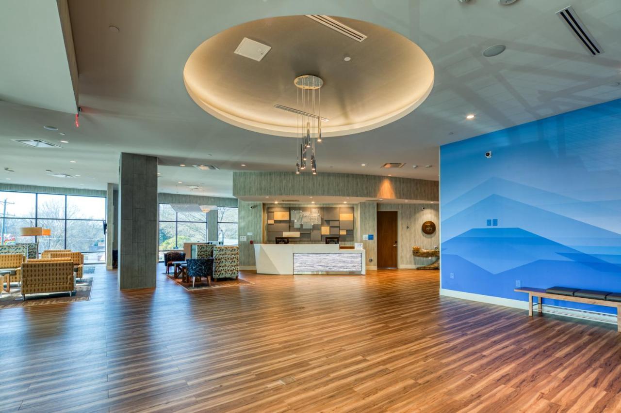 Holiday Inn Express & Suites - Charlotte - South End By Ihg Eksteriør billede