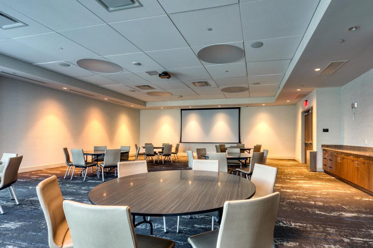 Holiday Inn Express & Suites - Charlotte - South End By Ihg Eksteriør billede
